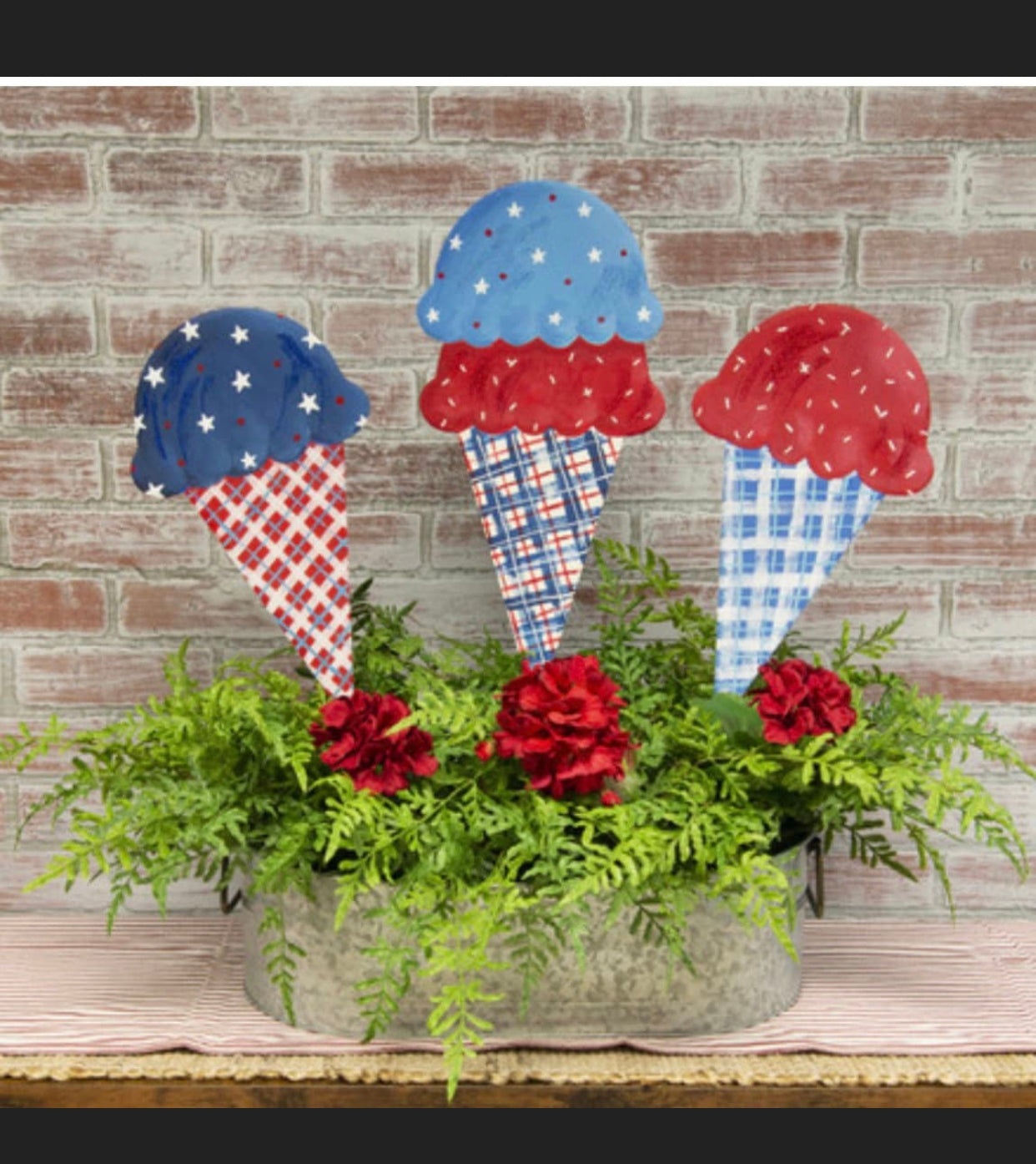 Americana: Double Scoop Ice Cream Cone Red, White and Blue Metal Stars
