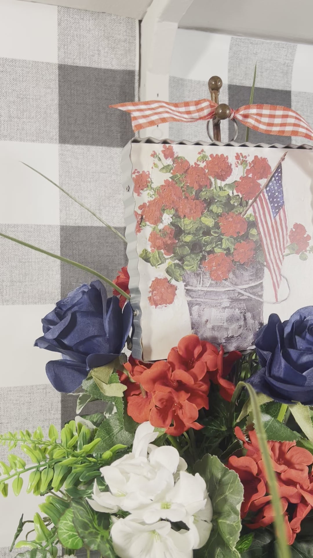 Americana Patriotic Floral Arrangement Mini Print Holder