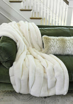 Load image into Gallery viewer, Ivory Posh Faux Fur Throw
