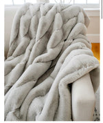 Load image into Gallery viewer, Dove Posh Faux Fur Throw 60&quot;x72&quot;

