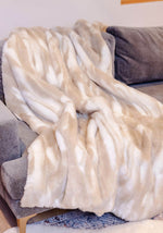 Load image into Gallery viewer, NEW! Winter Rabbit Faux Fur Throw
