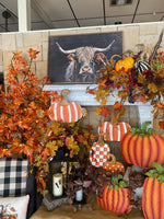 Load image into Gallery viewer, Set of 3 Orange Pumpkins with Easels and Stakes, Safe to Use Outdoor
