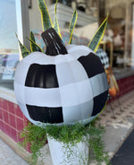 Load image into Gallery viewer, Black and White Check Metal Pumpkin Outdoor Stake
