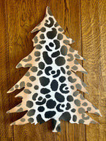 Load image into Gallery viewer, Leopard Christmas Trees Set of 3 Metal Outdoor Stakes
