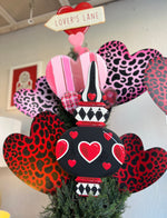 Load image into Gallery viewer, Valentine&#39;s Day: Set of 2 Pink and Black Leopard Hearts Metal with stakes
