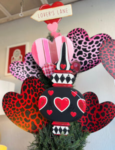 Valentine's Day: Set of 2 Pink and Black Leopard Hearts Metal with stakes