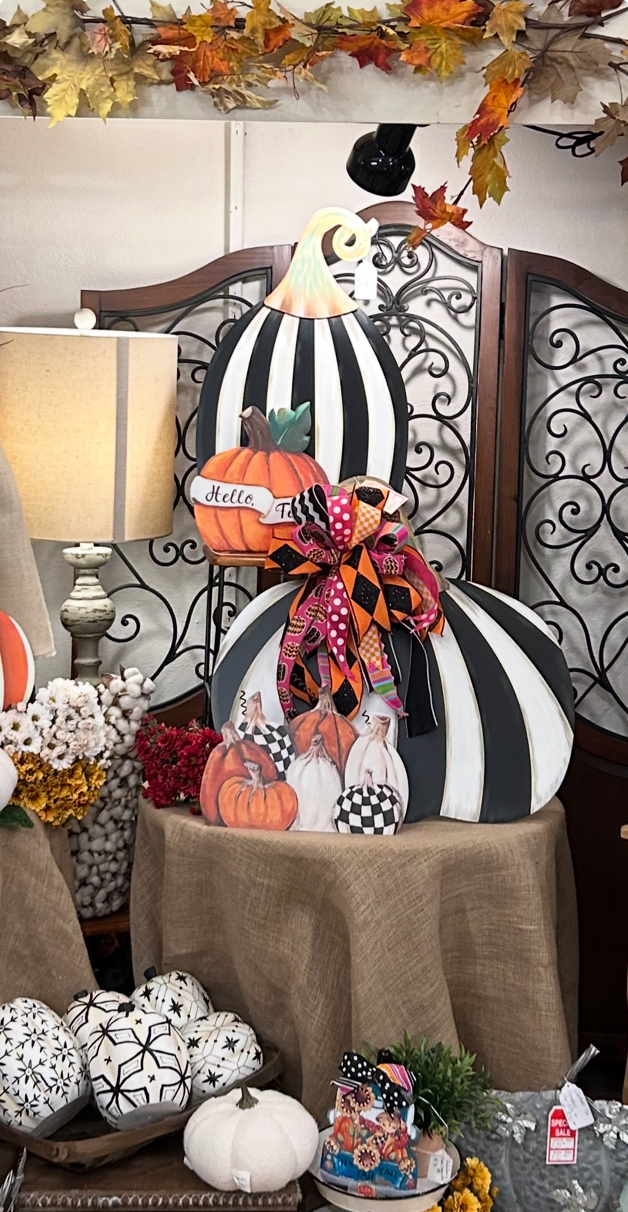 Large Short Black & White Striped Pumpkin Stake