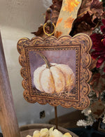 Load image into Gallery viewer, White Pumpkin with Gold Frame Scallop Mini Print
