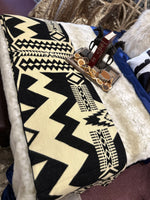 Load image into Gallery viewer, Aztec Awa Black and Natural Blanket
