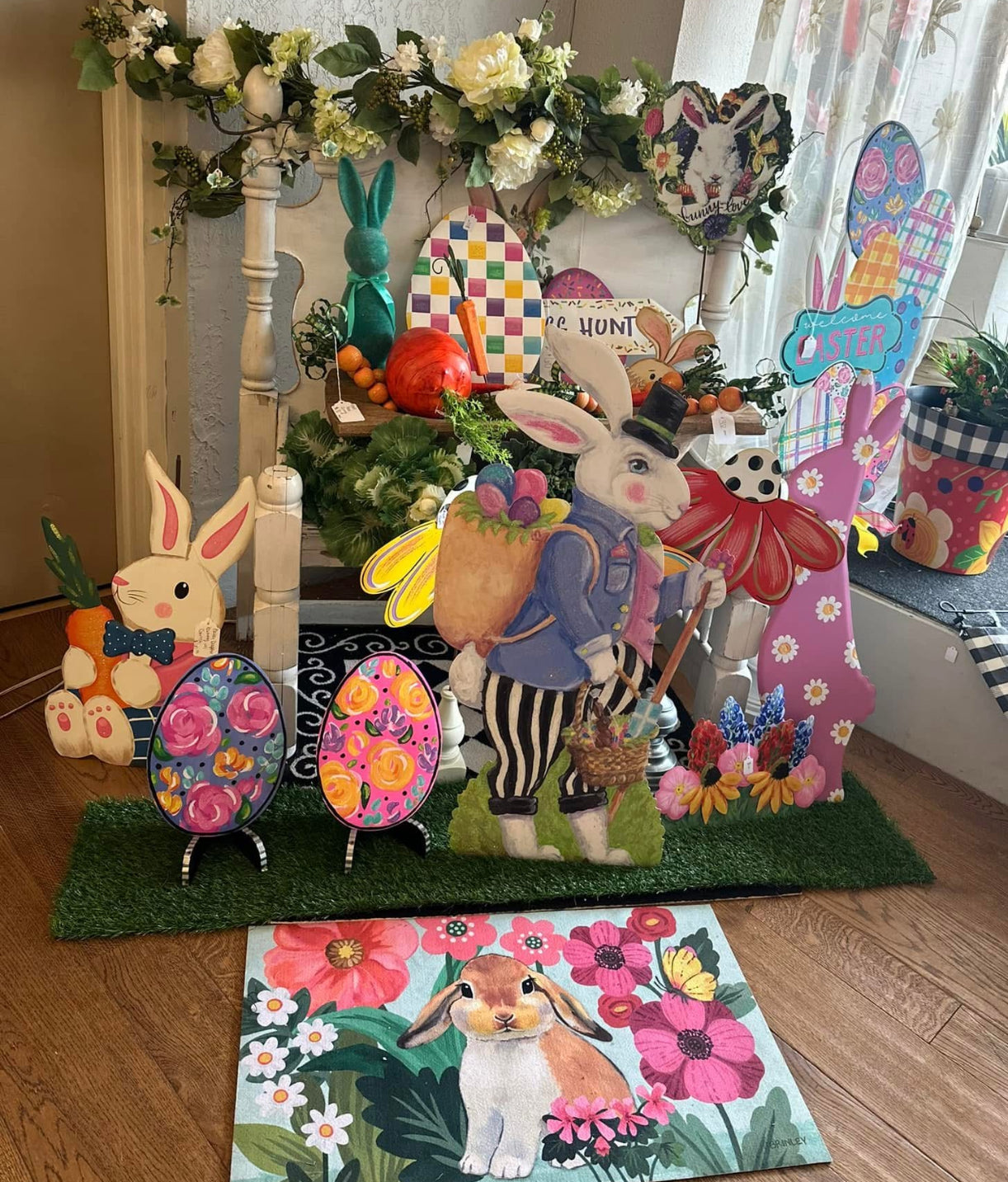 Dapper Small Bunny Metal Stake