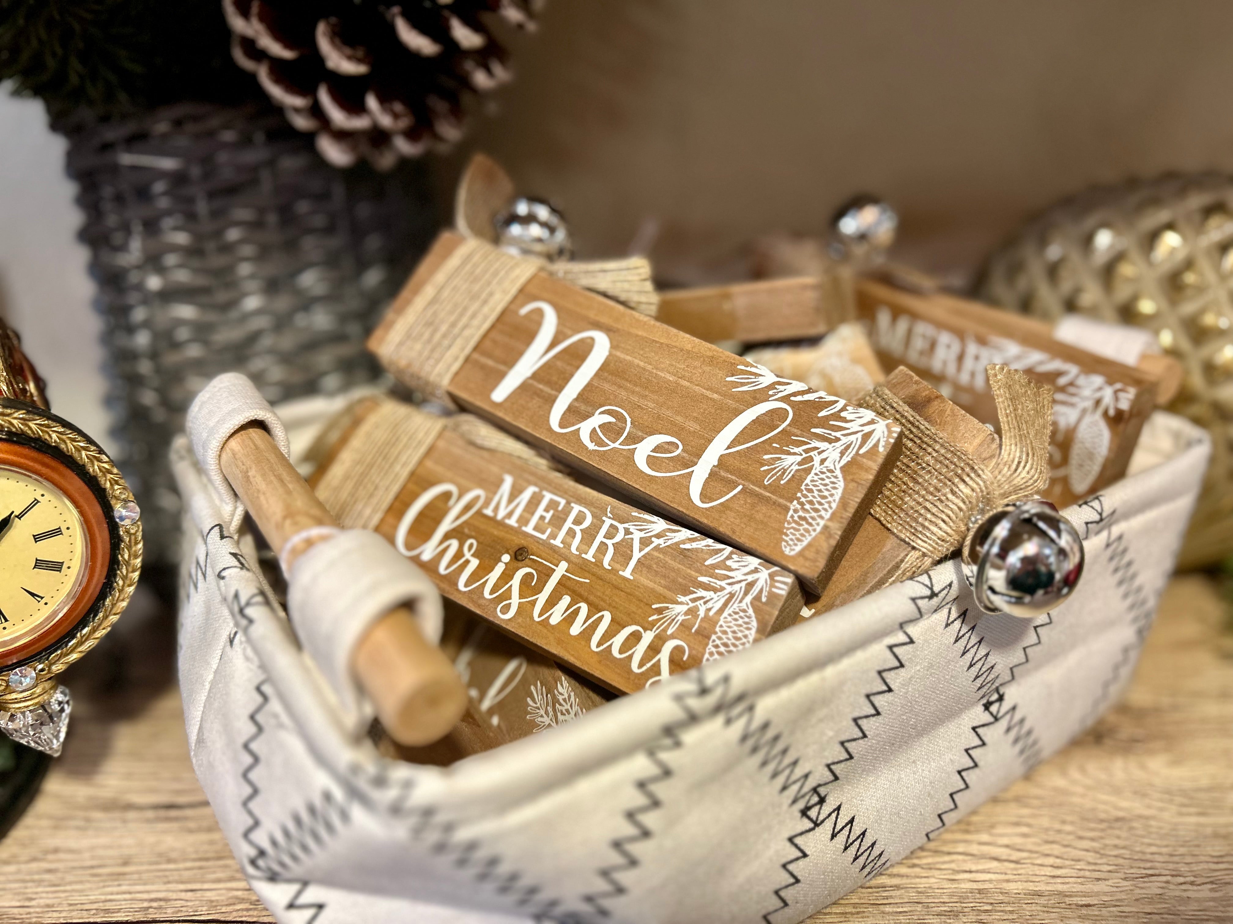 Set of 4 Signs w/ Burlap Bow and Silver Bell 6"length Noel, Believe, Merry Christmas, Joy