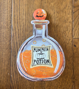 Halloween Potion Bottles Metal Stakes with Easels Black, Purple, Orange, and Yellow with her Frog Roundtop Collection