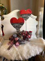 Load image into Gallery viewer, Valentines Day: Chocolate Dipped Metal Heart with White Drizzle Outdoor Stake
