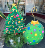 Load image into Gallery viewer, Large Green Polka Dot Bulb Ornament Yard Metal Stakes
