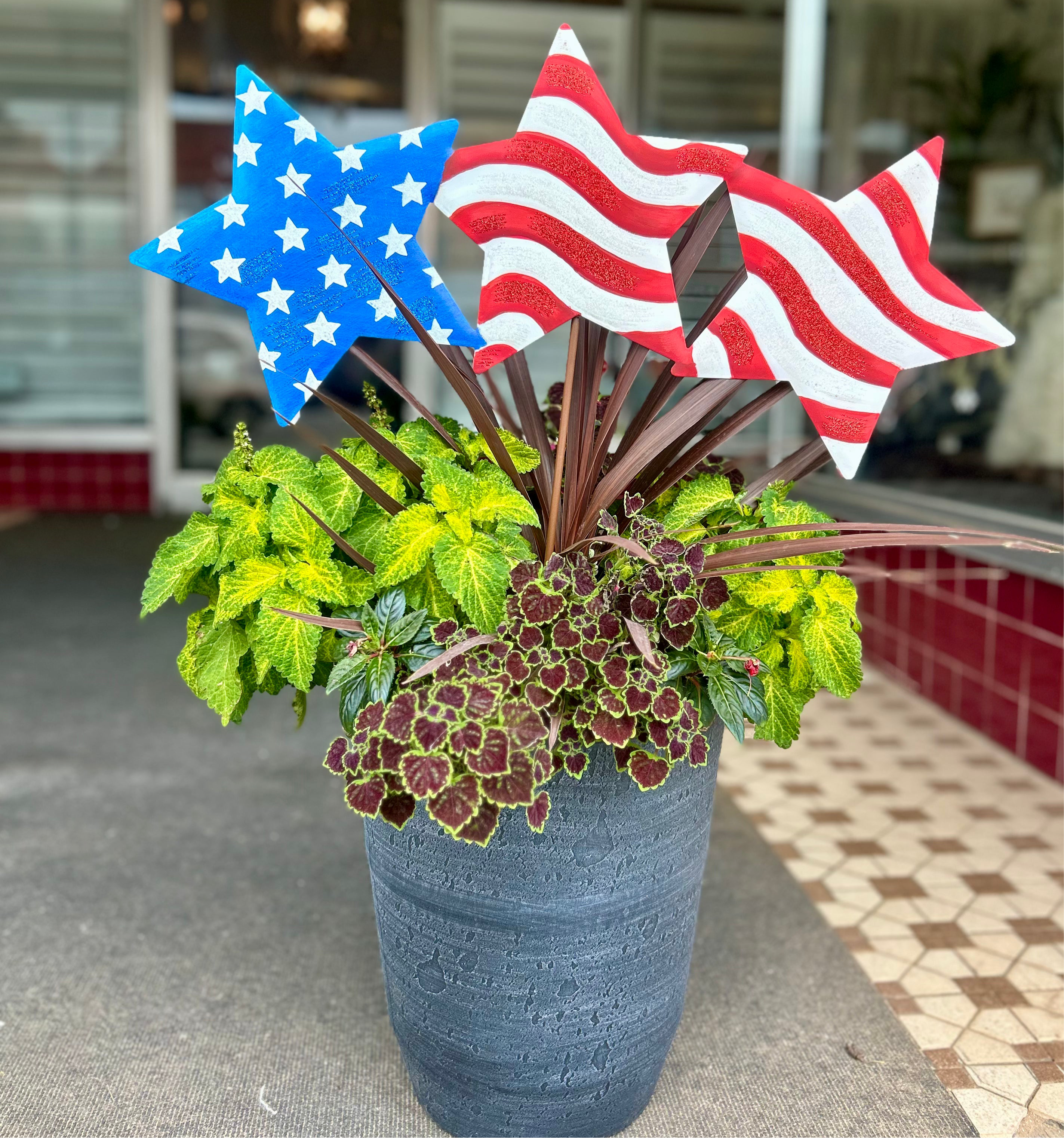 Americana: 3 Stars Red, White, Blue Metal Stake with Easel
