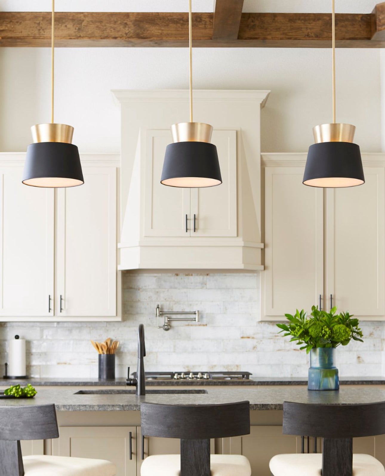 Pendant Contemporary Black and Gold 1-lite