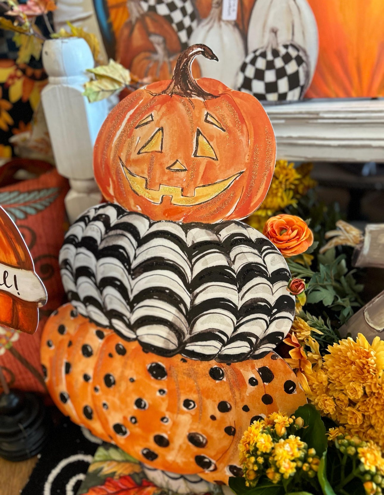 Jack-o-Lantern Stacked Pumpkin Topiary Roundtop