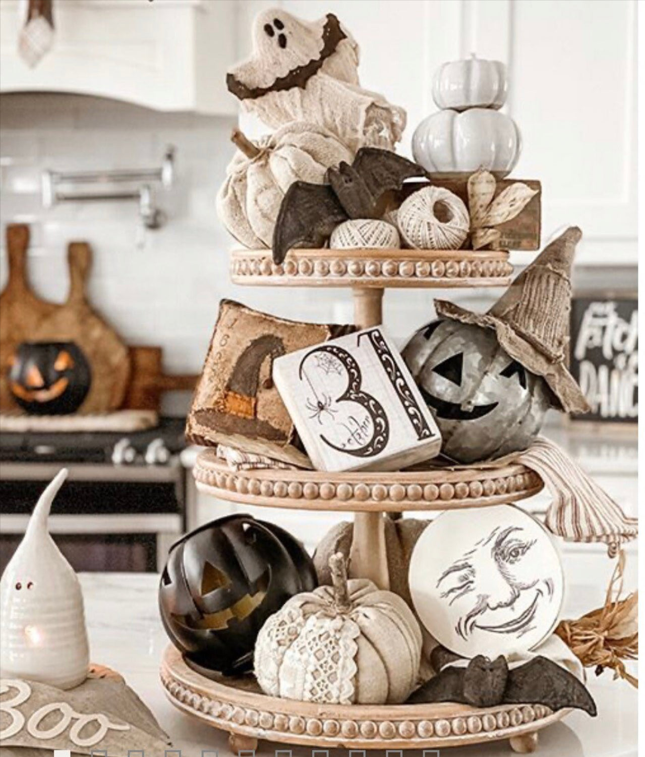 Farmhouse Beaded Wood 3-Tiered Tray