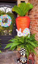 Load image into Gallery viewer, Checkered Metal Egg Easter Outdoor Stakes in Pink, White and Blue
