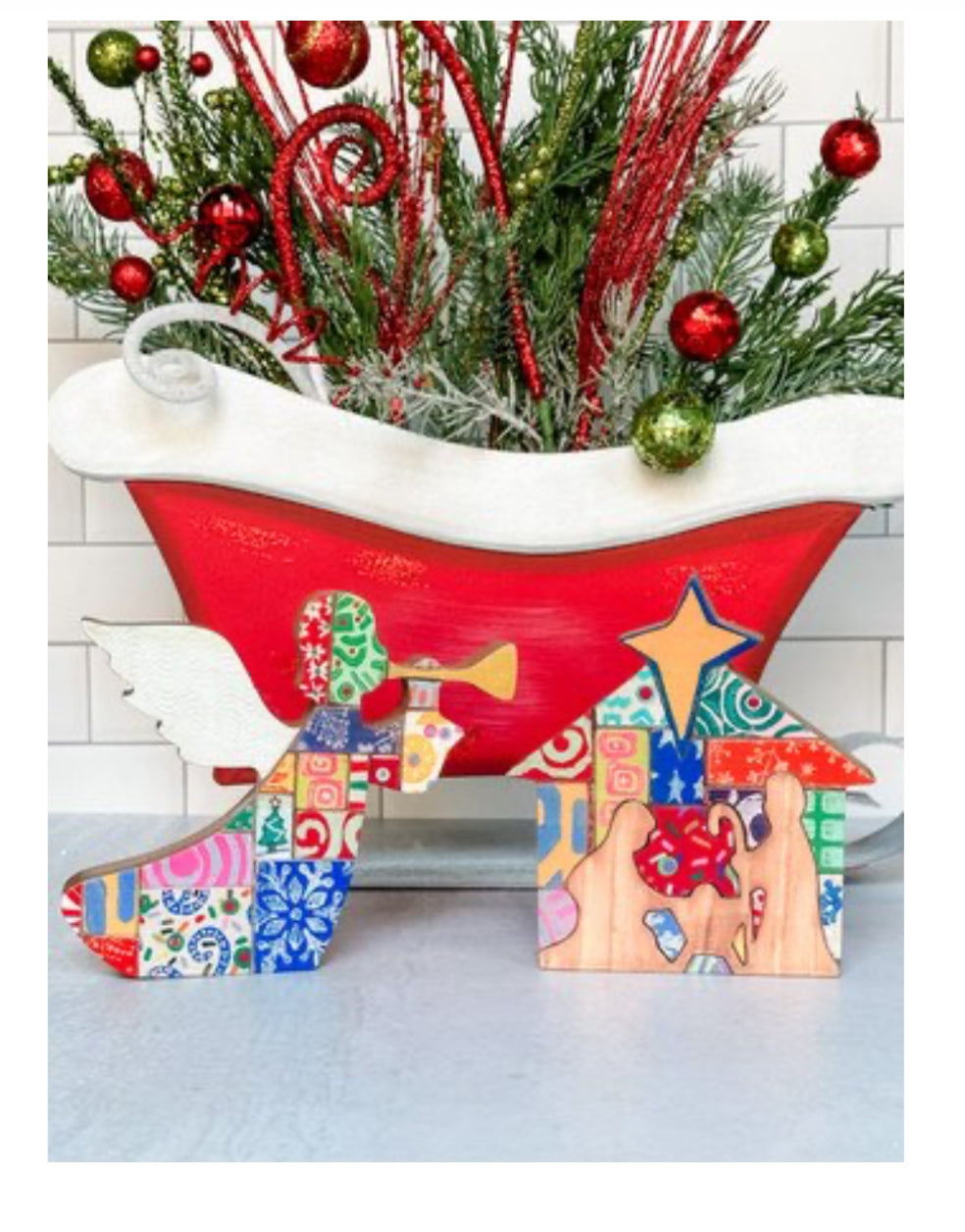 Red Sleigh Metal with Pocket for Arrangement Outdoor or Indoor