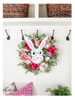 Load image into Gallery viewer, Rabbit with Glasses Metal Stake
