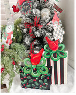 Load image into Gallery viewer, Set of 2 Cardinal Christmas Packages Metal Stake Outdoor or Indoor
