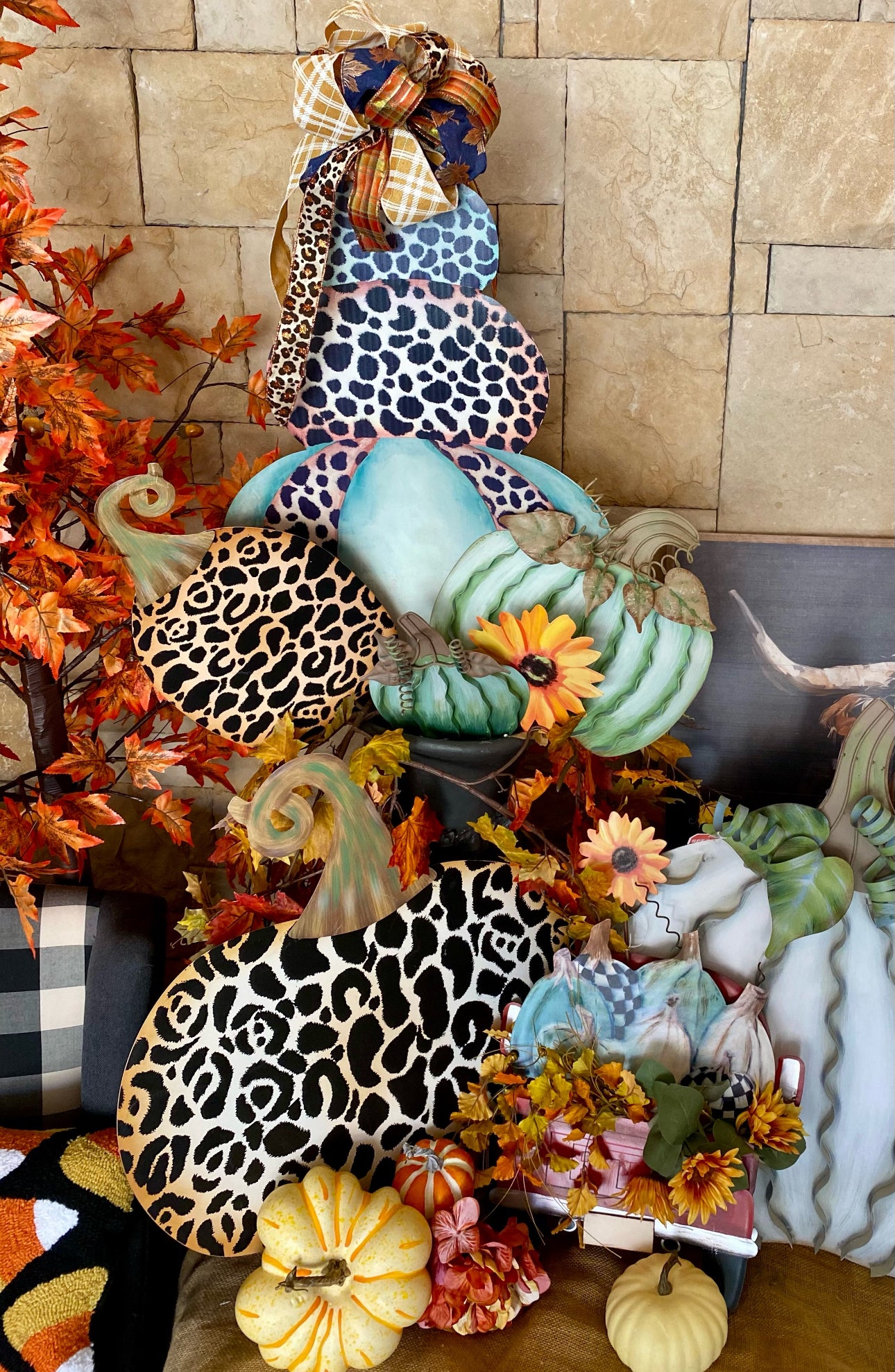 Large Metal Leopard Pumpkin with easel and stake
