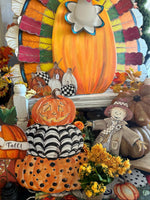 Load image into Gallery viewer, Jack-o-Lantern Stacked Pumpkin Topiary Roundtop
