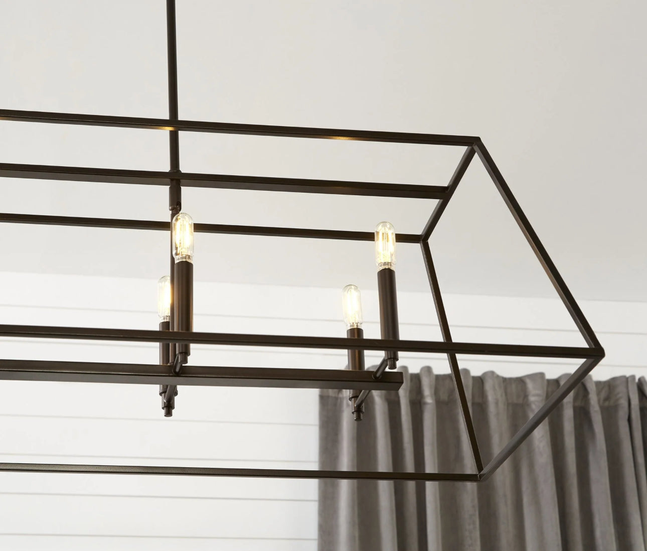 Gabriel Oiled Bronze 8-Light Pendant