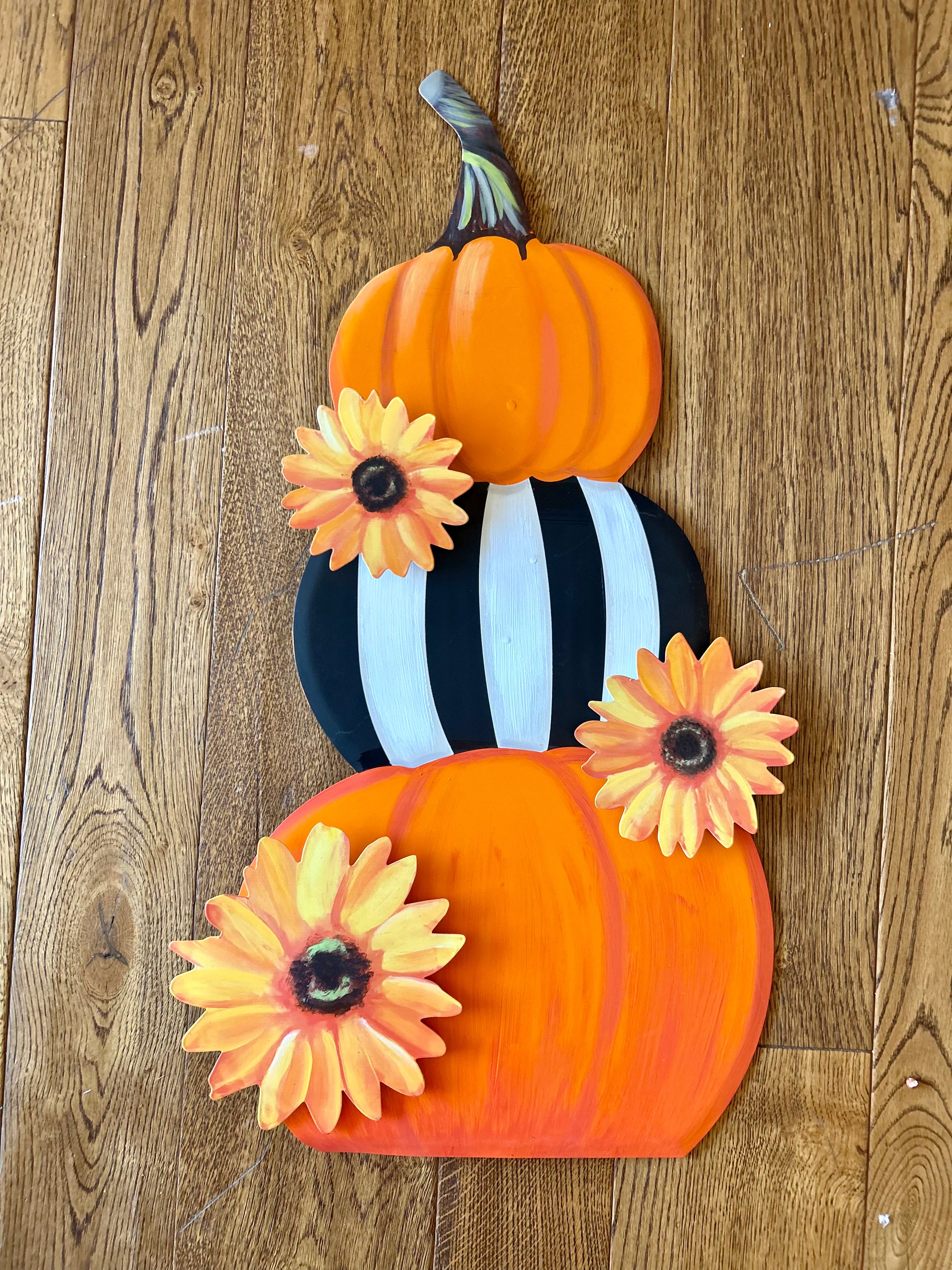 New! Pumpkin Topiary Stack Sunflower and Stripe Pattern Metal Stake with Easel