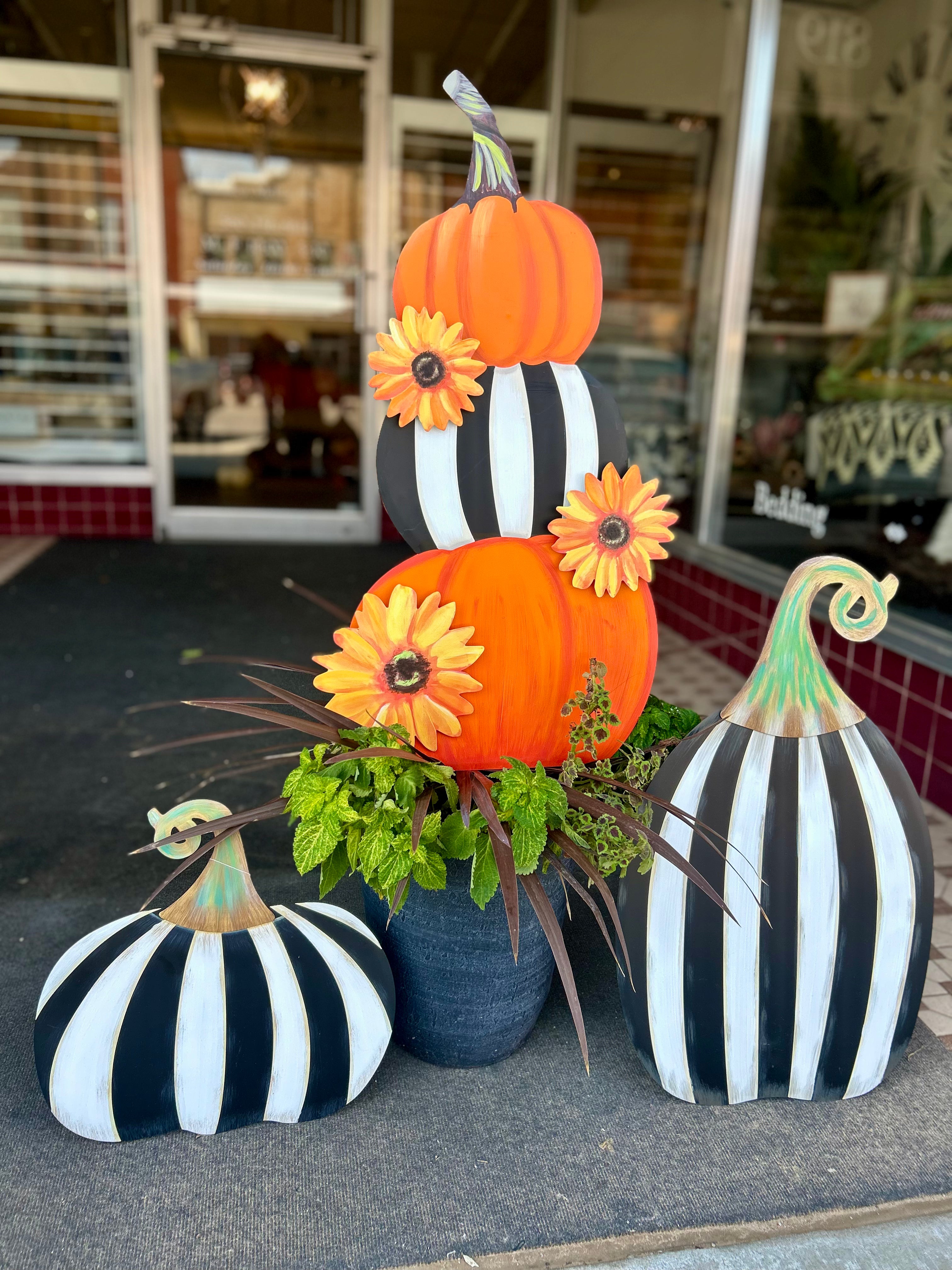 New! Pumpkin Topiary Stack Sunflower and Stripe Pattern Metal Stake with Easel