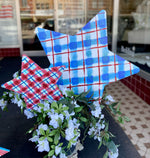 Load image into Gallery viewer, Americana: Large Plaid Blue Star and Small Plaid Red Star Metal Stakes
