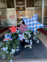 Load image into Gallery viewer, Americana: Large Plaid Blue Star and Small Plaid Red Star Metal Stakes
