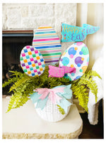 Load image into Gallery viewer, Happy Easter &amp; Hello Peeps Metal Pennant Outdoor Stakes
