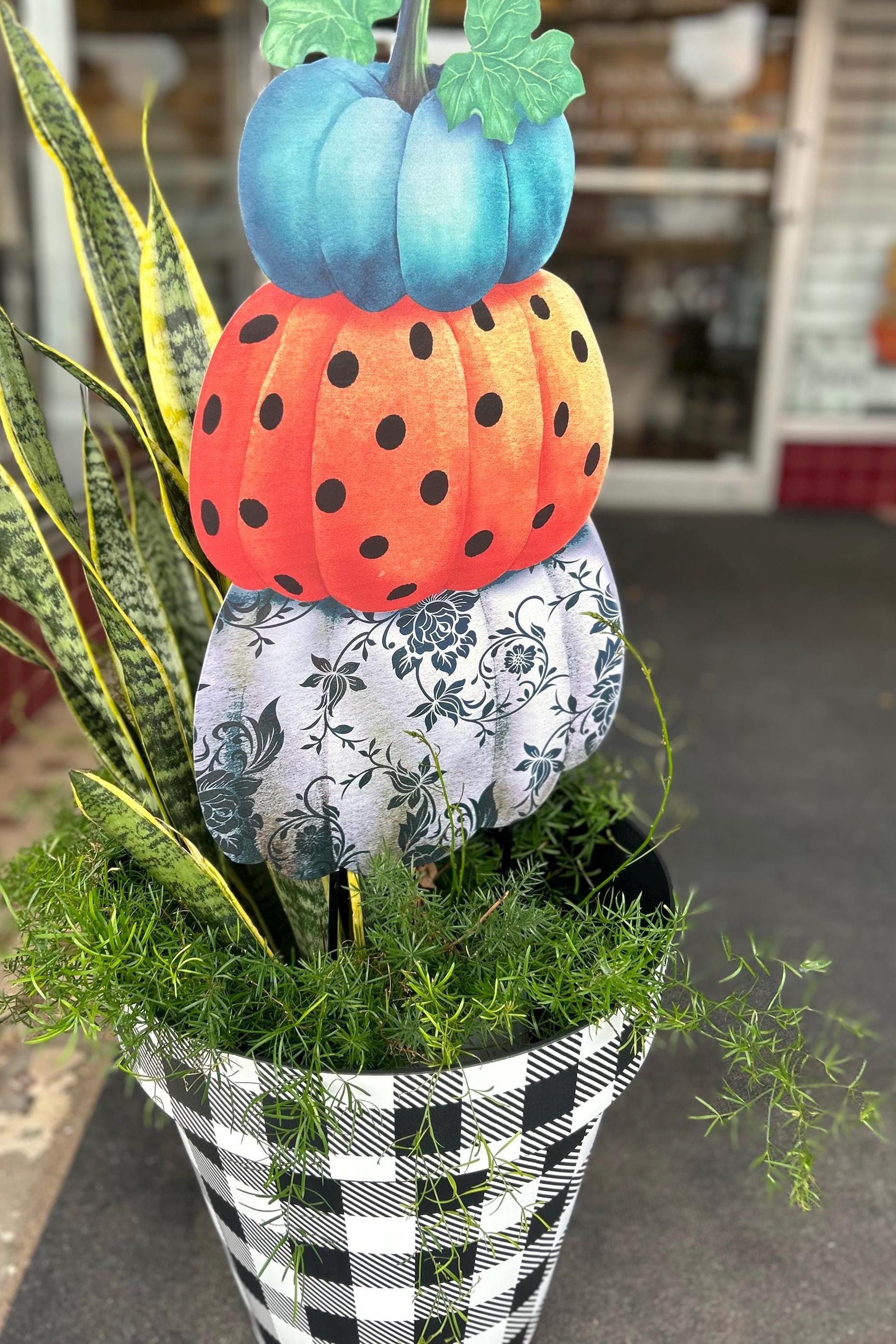 Set of 2 Black and White Check Outdoor Pots