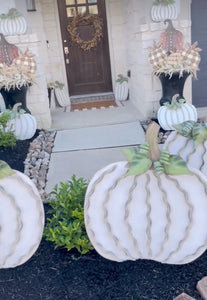 Large Classic Cream Pumpkins Set of 2 Metal Stake