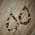 Load image into Gallery viewer, Caramel Leopard Earrings
