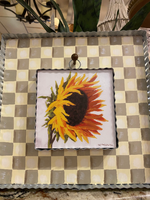 Load image into Gallery viewer, Putty &amp; White Checkered Pattern Display Stand for Mini Prints
