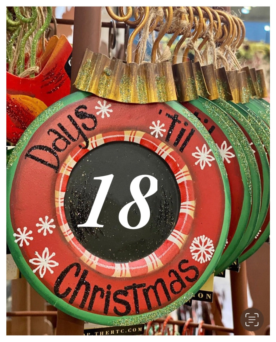 Days Til’ Christmas Chalk Center Ornament