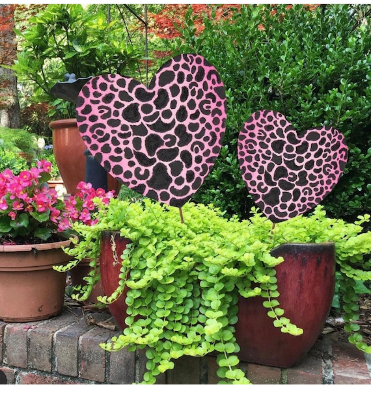 Valentine's Day: Set of 2 Pink and Black Leopard Hearts Metal with stakes