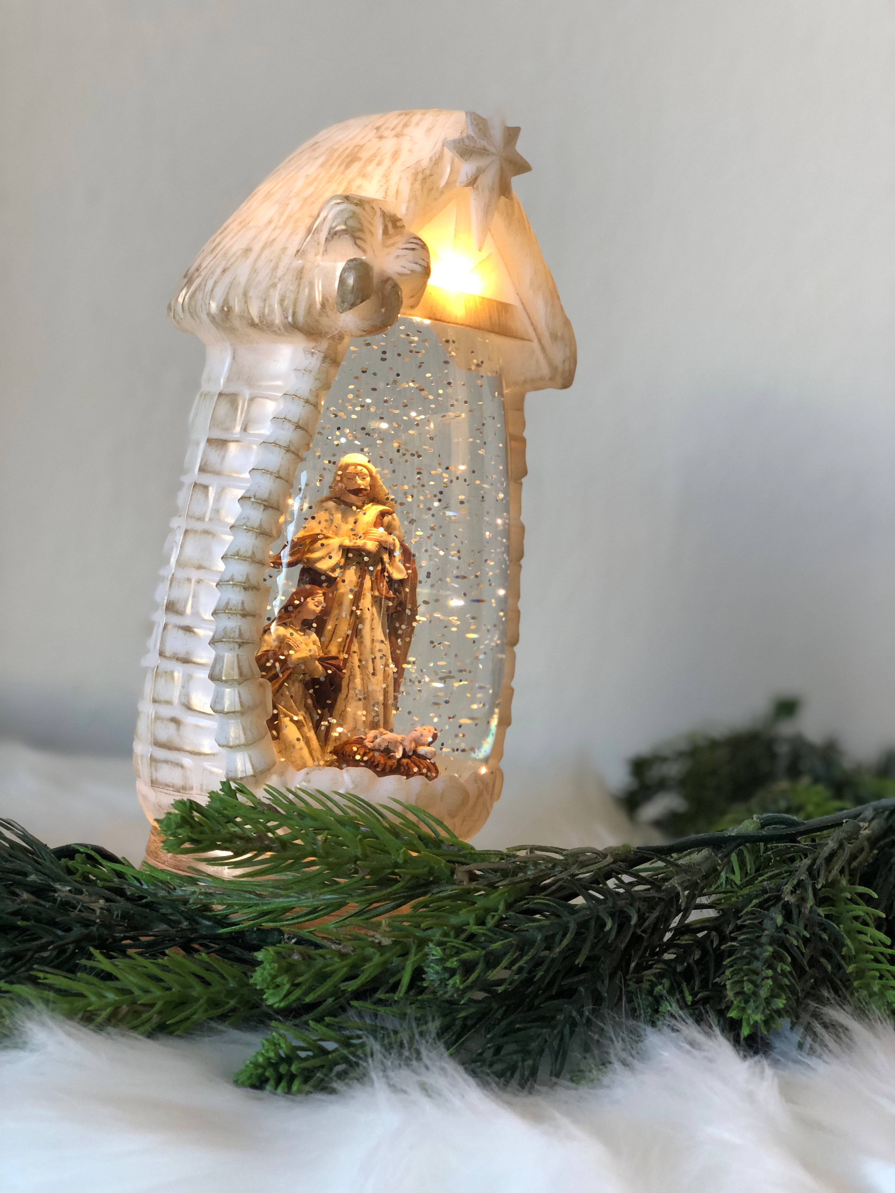 Snow globe with Holy Family LED Manger Scene and Star