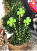 Load image into Gallery viewer, St Patrick’s Day Green Shamrock Trio Metal Stake
