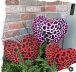 Load image into Gallery viewer, Valentine&#39;s Day: Set of 2 Pink and Black Leopard Hearts Metal with stakes
