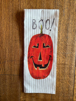 Load image into Gallery viewer, &quot;Boo!&quot; Jack O&#39; Lantern Hand Towel
