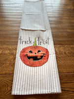 Load image into Gallery viewer, &quot;Trick or Treat&quot; Jack O&#39; Lantern Hand Towel
