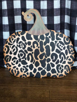 Load image into Gallery viewer, Large Metal Leopard Pumpkin with easel and stake
