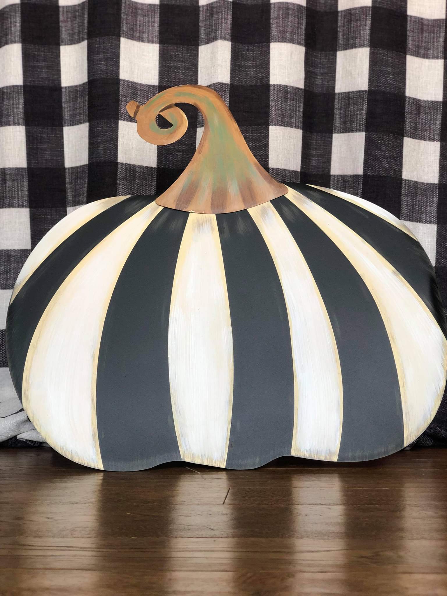 Large Short Black & White Striped Pumpkin Stake